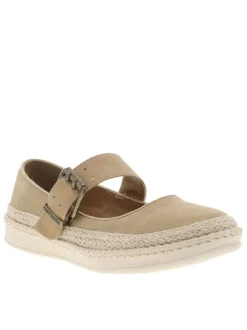 Ballerines décolleté simple camel à talon plat avec une boucle à ardillon