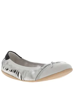 Ballerines élastiquées en simili cuir argent à semelle antidérapante plate