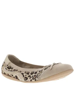 Ballerines élastiquées en simili cuir léopard à semelle antidérapante plate