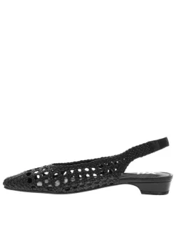 Ballerines noires avec un talon décroché bas et arrière ouvert