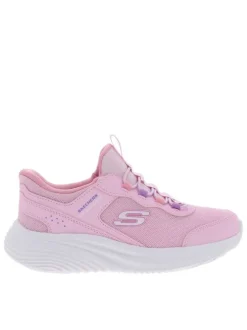 Baskets roses avec une semelle plate et une fermeture slip-on