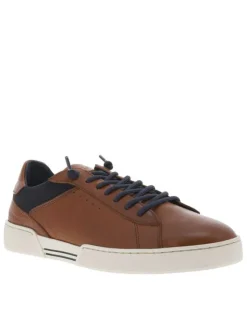 Baskets basses cognac en cuir avec semelle plat à lacets élastiqués