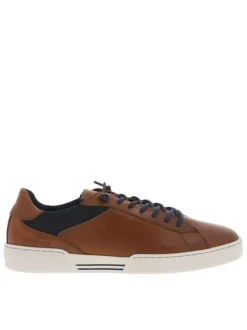 Baskets basses cognac en cuir avec semelle plat à lacets élastiqués