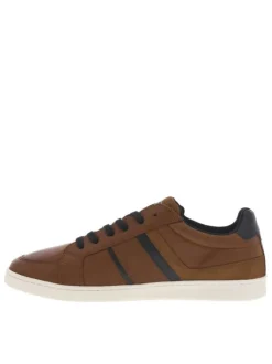 Baskets basses en cuir cognac avec des lacets plats bleu marine