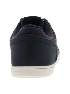Baskets basses en simili cuir bleu marine avec une semelle écrue et lacets tressés
