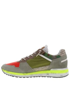 Baskets basses homme en cuir vert et taupe avec le logo iconique sur le côté