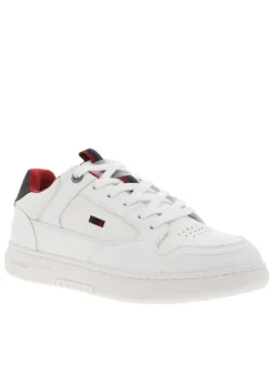 Baskets basses multisport aspect cuir blanc à doublure rouge et lacets plats