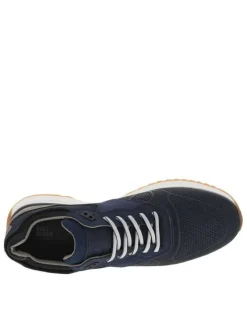 Baskets basses running en cuir bleu marine avec des lacets blancs et noirs