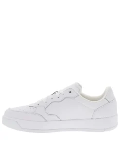 Baskets basses tennis en cuir blanches avec lacets plats et semelle crantée