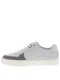 Baskets basses tennis en cuir grises avec lacets plats et logos
