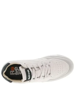 Baskets basses tennis vertes, grises et blanches avec des lacets plats