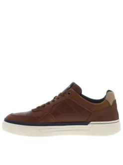Baskets en cuir cognac à semelle blanche avec lacets plats marrons