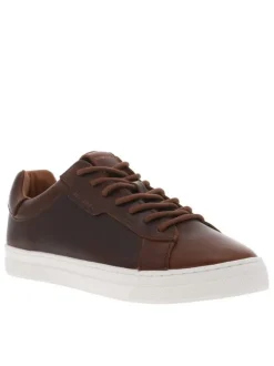 Baskets en cuir marron à talon plat avec une languette en daim