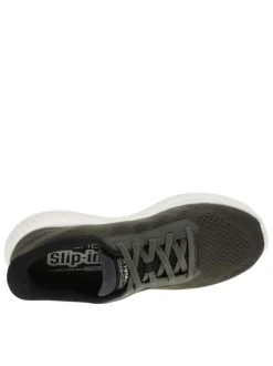 Baskets kaki à talon plat et à slip-on avec une semelle épaisse