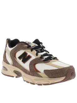 Baskets multisport 530 marron à talon plat avec des empiècements nubuck