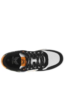 Baskets multisports noires et blanches à empiècements et à lacets plats rayés