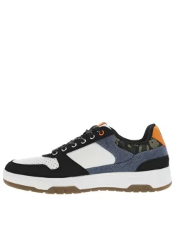 Baskets multisports noires et blanches à empiècements et à lacets plats rayés
