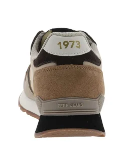 Baskets running beiges à semelle plate avec un patch sur la languette