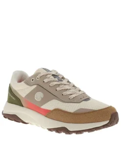 Baskets running beige à talon plat avec un patch de la marque sur la languette