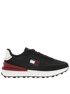 Baskets running bi-matière noires et rouges et à lacets tressés plats
