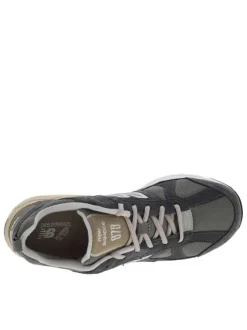 Baskets running en cuir anthracite avec semelle à talon plat et à lacets
