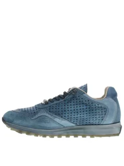 Baskets running en cuir indigo à talon plat avec des aérations sur le pourtour