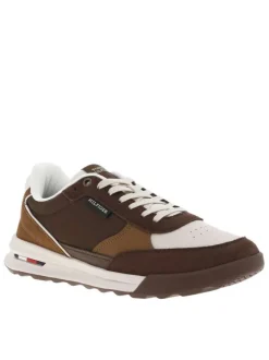 Baskets running en cuir marron à talon plat et à lacets plats et marque