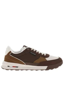 Baskets running en cuir marron à talon plat et à lacets plats et marque
