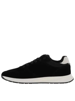 Baskets running en cuir noires à talon plat avec des lacets