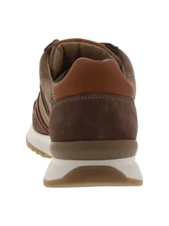 Baskets running en cuir taupe à talon plat avec des lacets tressés