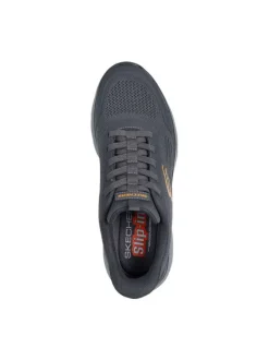 Baskets running grises à semelle plate avec une fermeture slip-on