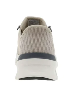 Baskets running taupe à semelle plate avec une fermeture slip-on