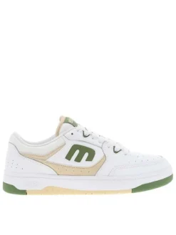 Baskets skate blanches à talon plat avec un logo en relief au talon