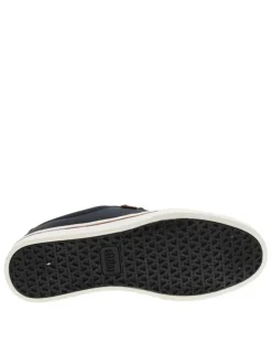 Baskets skate bleu marine avec un talon plat et des lacets ronds marron