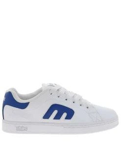 Baskets skate en cuir blanches avec un talon plat et des lacets