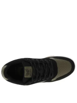 Baskets skate kaki à talon plat pourvues du logo de la marque