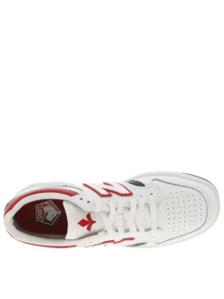 Baskets tennis en cuir blanches avec dessin brodé en rouge sur la languette