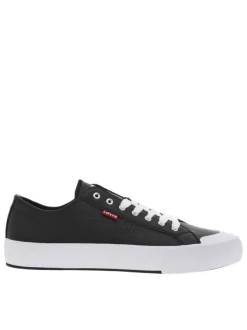 Baskets tennis noires avec nom de la marque floqué en blanc sur la languette
