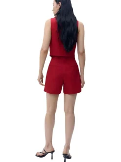 Bermuda chino en lin mélangé rouge uni avec des plis à l'avant et à coupe droite