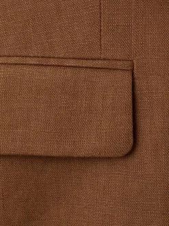 Blazer en lin marron uni pourvu d'une coupe droite et d'un col à revers