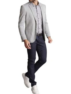 Blazer en maille piquée vert sauge uni à coupe ajustée fermé par deux boutons