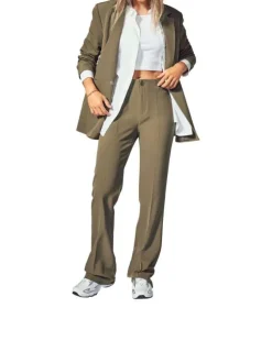 Blazer kaki uni avec une coupe droite et col cranté