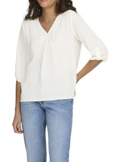 Blouse blanche unie avec une coupe fluide et des manches 3/4