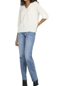 Blouse blanche unie avec une coupe fluide et des manches 3/4