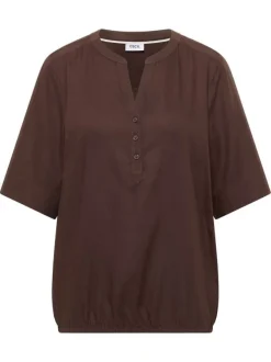 Blouse chocolat unie pourvue de manches courtes et d'un col tunisien