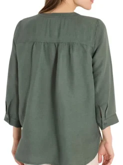Blouse kaki unie avec une coupe droite et des manches 3/4 pourvu d'un bouton
