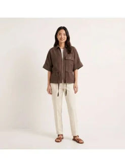 Blouse marron unie pourvue d'une coupe droite et de manches courtes