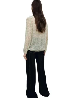 Blouse verte imprimée avec une coupe droite à col v et lien sur le devant