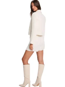Blouson écru uni avec une coupe droite et des manches longues