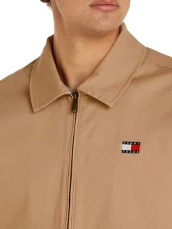 Blouson en coton sable uni avec une coupe droite et un col français